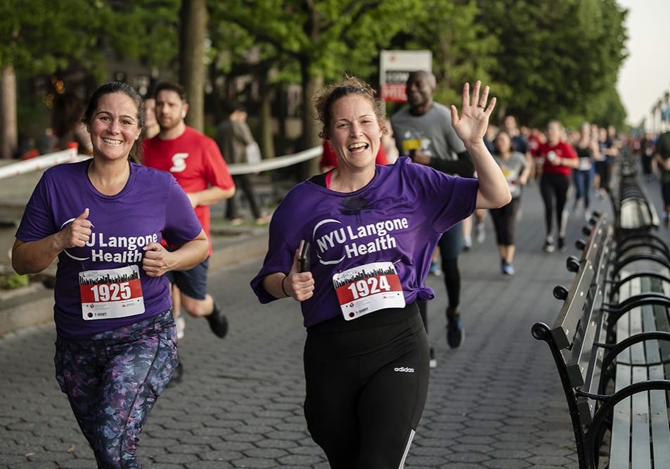 May 19, 2022 - New York, NY : NYU Langone Health Sponsors and participates in the American Heart Association 2022 Wall Street Run & Heart Walk. **Photo taken for NYU Langone Health -- this picture may have been staged, or digitally modified.**